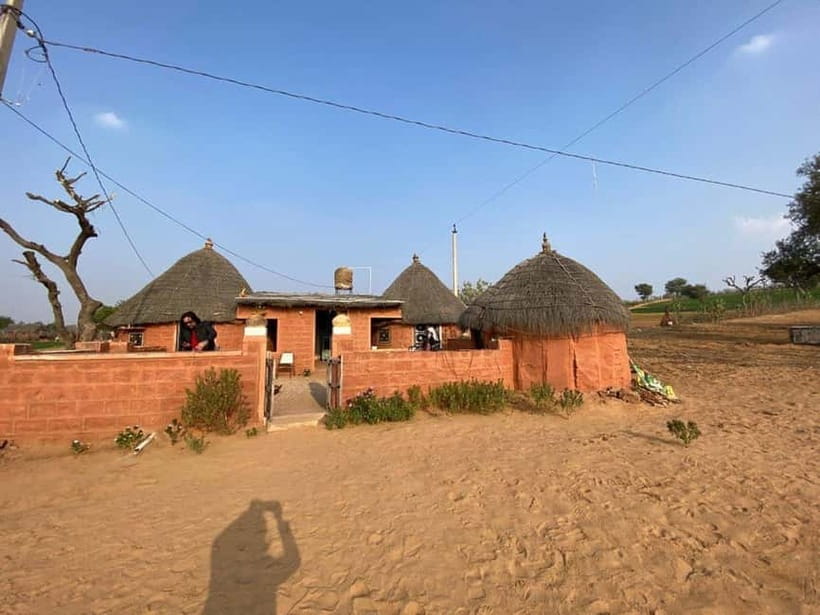 Jodhpur: Overnight Stay in Desert with Camel Safari - A warm welcome at the Balaji family home