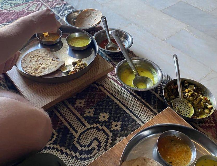 Jodhpur: Overnight Stay in Desert with Camel Safari - Sleeping in a hut or beneath the stars