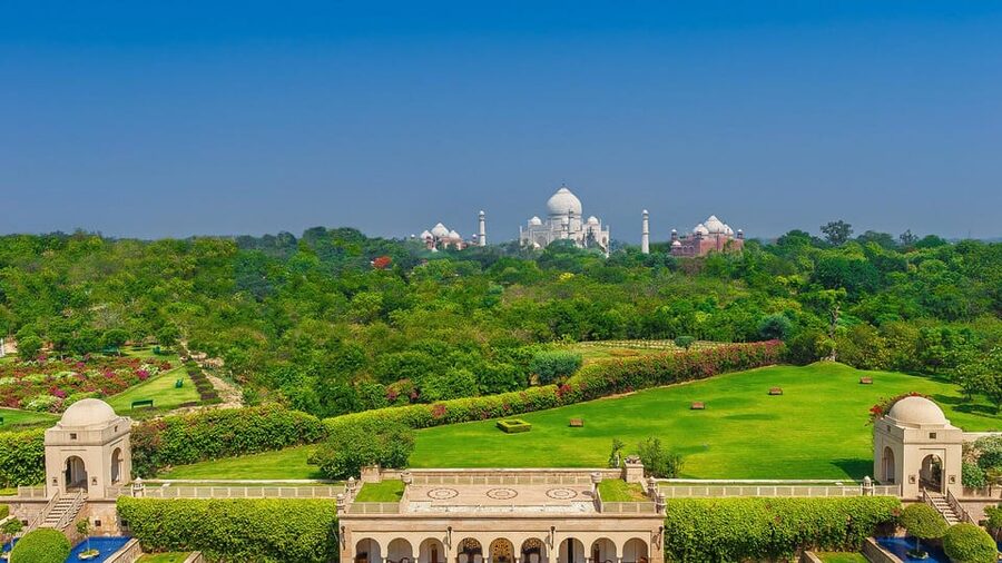 Local Agra: Private Taj Mahal Sunrise & Agra Guided Tour - Inside the Taj Mahal for up to three hours