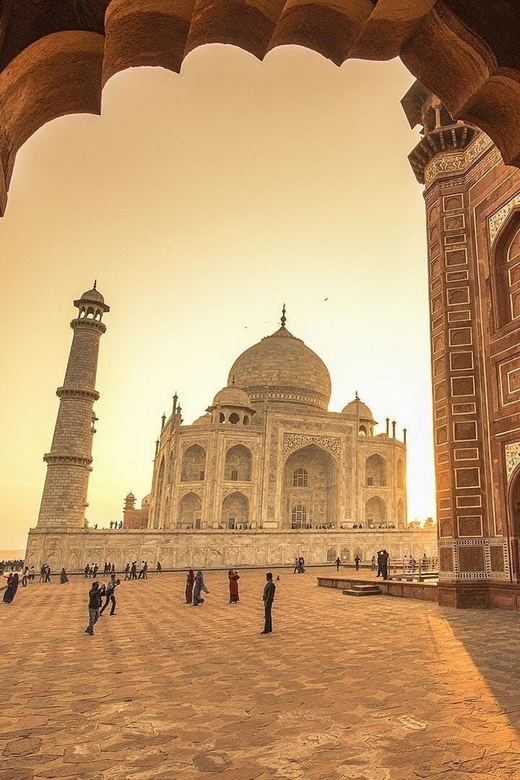 Local Agra: Private Taj Mahal Sunrise & Agra Guided Tour - Agra Fort, the Mughal power center