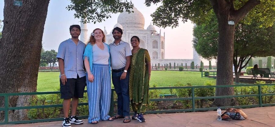 Luxury train tour from Delhi to Agra - Agra Fort in 1.5 hours