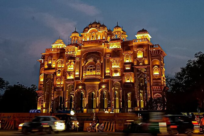 Magical Jaipur Night Tour Including Patrika Gate - Tripolia Bazaar gives you a moving view of the Old Pink City