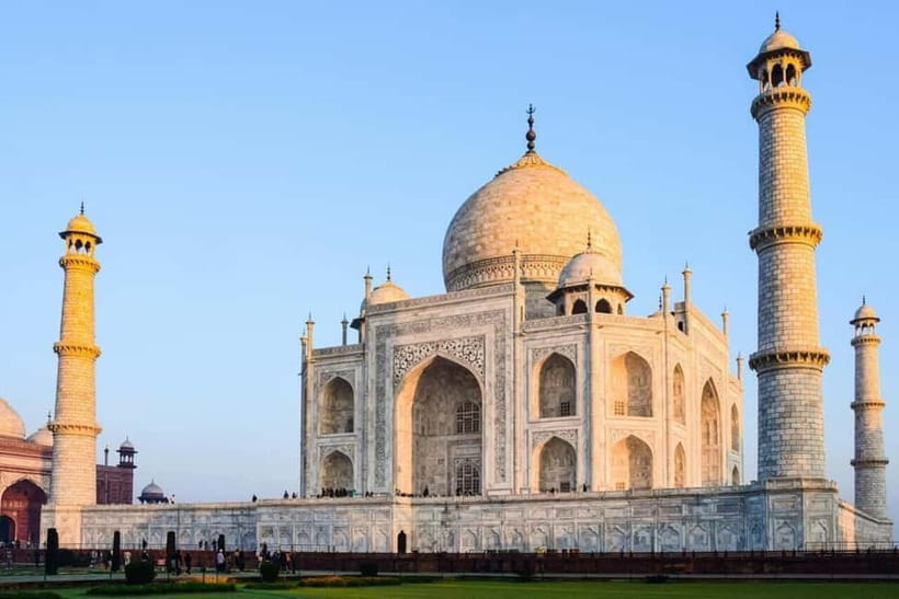 Mumbai to Agra Taj Mahal Tour: Same-Day or Multi-Day - What the private car changes