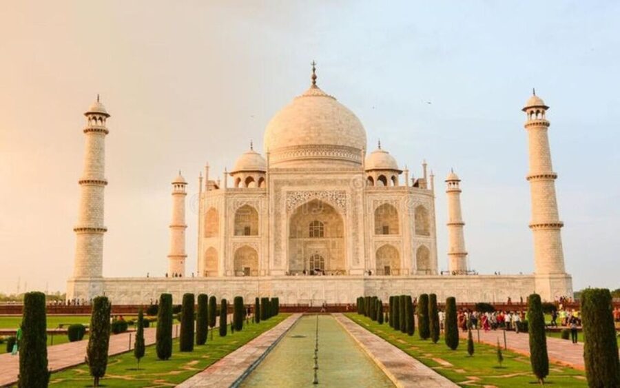 Mumbai to Agra Taj Mahal Tour: Same-Day or Multi-Day - How much value do you get for $70?