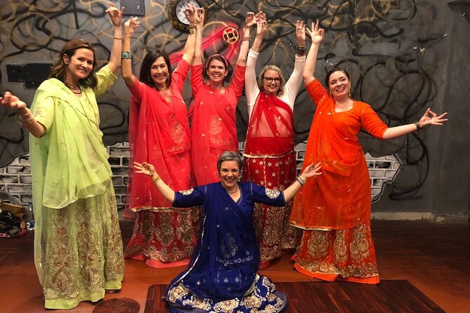 Namaste Bollywood | Dance Like a Bollywood Star - Key points at a glance