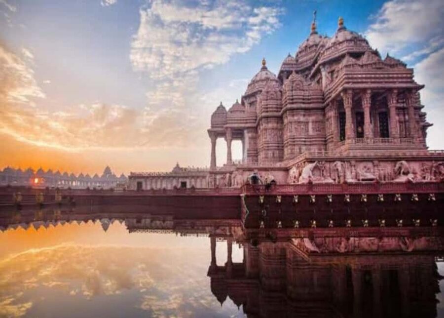 New Delhi: Akshardham Temple Tour with Water and Light Show - Why Akshardham makes a strong evening stop