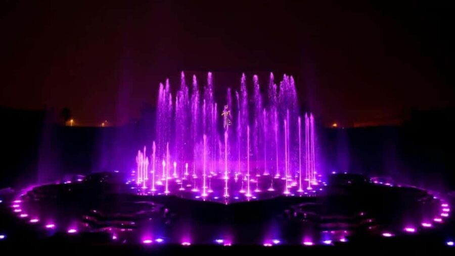New Delhi: Akshardham Temple Tour with Water and Light Show - What the $23 price really covers