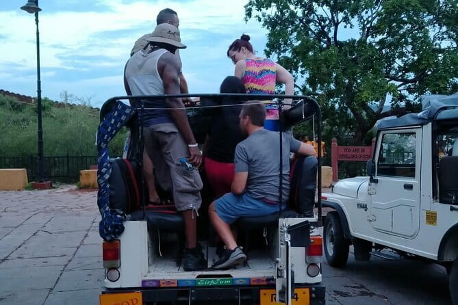Night Safari in Jaipur on an Open Jeep - Hawa Mahal glows from the street