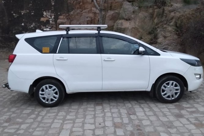 One-Way Transfers assistance Agra to Delhi Drop - What the pickup feels like at your Agra hotel