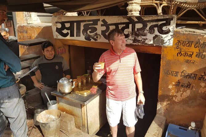 Pink City Plates: Food Walk Through Jaipur’s unique Eateries - Starting at Golcha Cinema