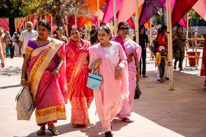 Pink City Walking Tour With Us ( A Haritage Walk in Jaipur) - Phool Mandi, Jaipur’s flower market