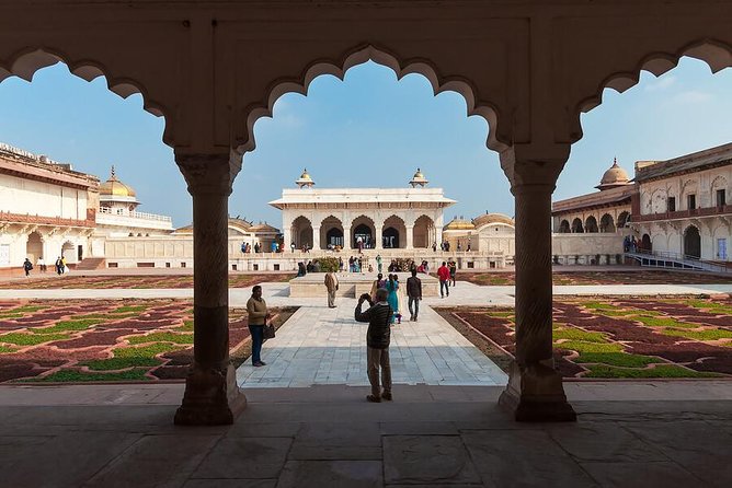 Private 3-Day Ranthambhore Tiger Tour from Agra ending in Jaipur - Jaipur arrives after the afternoon safari