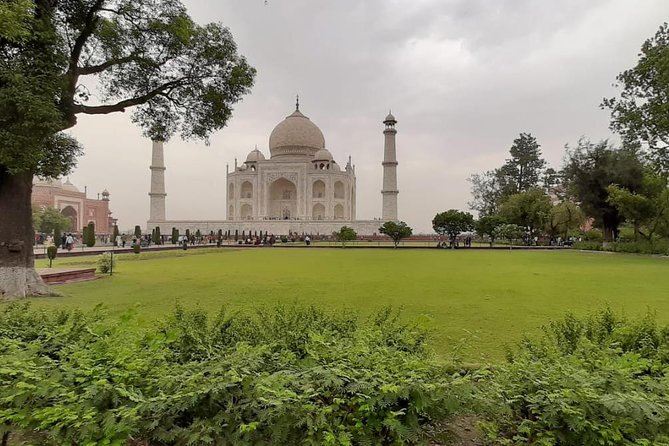 Private 3-Day Ranthambhore Tiger Tour from Agra ending in Jaipur - City Palace and Jantar Mantar slow the pace