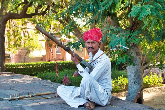 Private Day Tour of Jaipur with a Guide and Including Lunch - Lunch adds more than a break