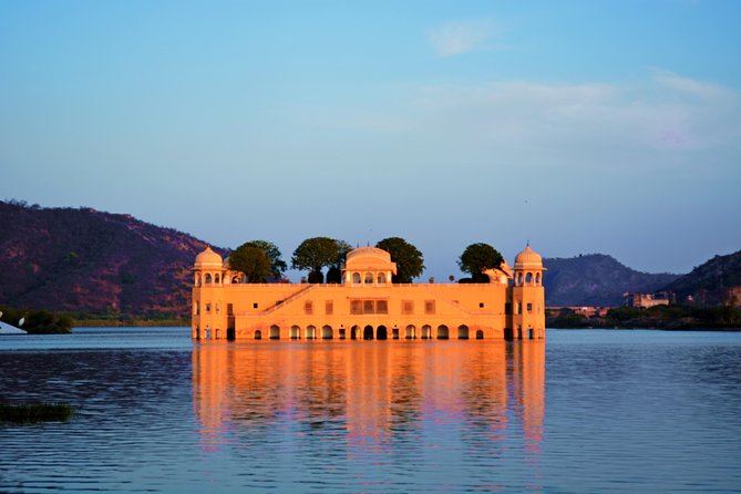 Private day tour of Jaipur with Driver and Guide - Why a private car makes Jaipur easier