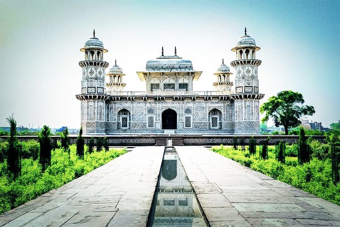 Private Day Trip from Jaipur Taj Mahal and Fathepur Sikri - Mehtab Bagh for a different Taj Mahal view