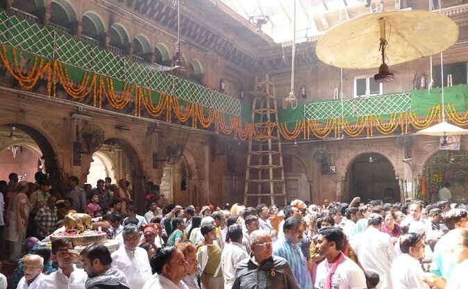 Private Exclusive Mathura & Vrindavan Tour from Agra (All-Inclusive) - Key points to know before you book