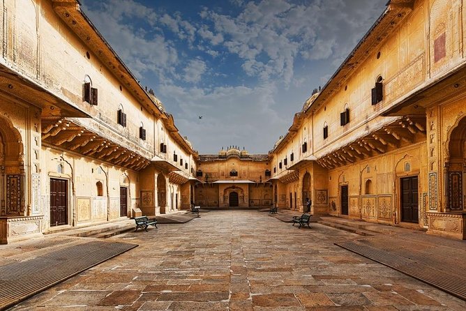 Private: Full Day Guided Jaipur City Tour - Reading the sky at Jantar Mantar