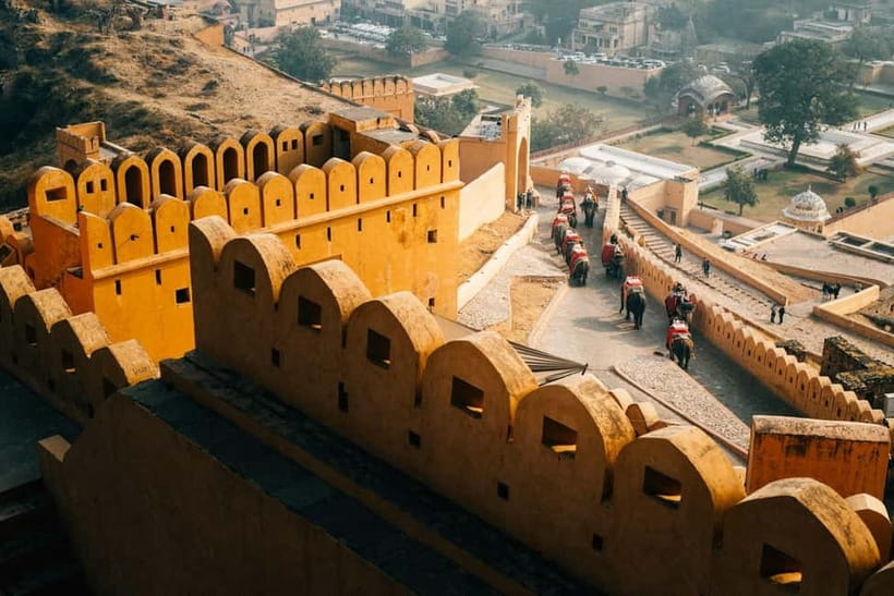 Private Full-Day Jaipur Guided Tour with Monkey Temple - Markets, street food, and the part of Jaipur beyond monuments