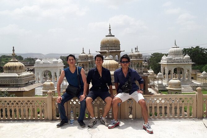 Private Full-Day Jaipur Sightseeing by Car - What the $13.42 price really covers