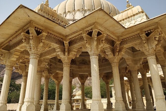 Private Full-Day Sightseeing Tour of Jaipur’s Heritage by Car - Why a private car helps in Jaipur
