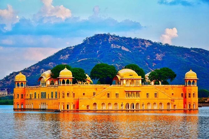 Private Full Day Tour of Jaipur - Lunch and Shopping: Useful Additions With Conditions