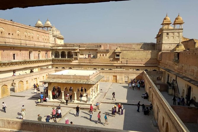 Private Full Day Tour of Jaipur with Guide - Royal Gaitor, a quieter memorial stop
