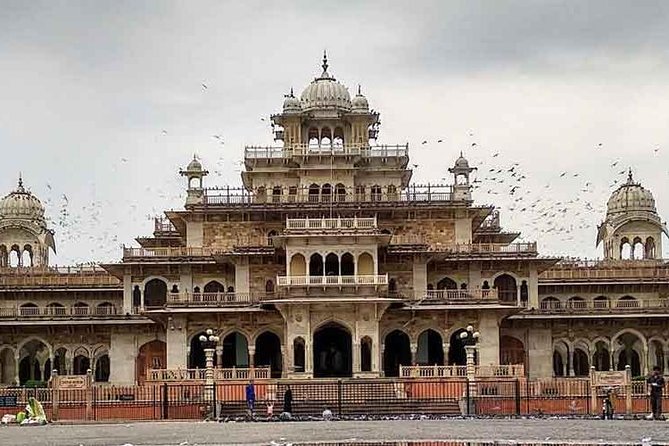 Private Guided Cultural Day Tour of Jaipur - Jal Mahal, a short lakefront pause