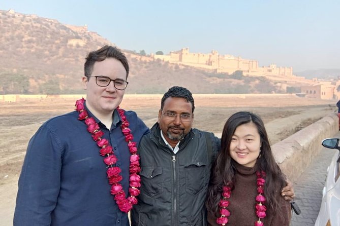 Private Guided Sightseeing Tour of Jaipur Highlights - Shopping for handicrafts after the monuments
