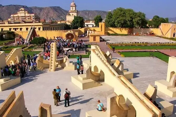 Private Jaipur City Tour by Tuk Tuk Or Car - Two hours inside the City Palace