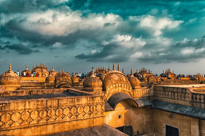 Private Jaipur Night Tour with Nahargarh Sunset Views - Hawa Mahal is a night photo stop