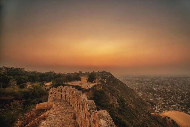 Private Jaipur Night Tour with Nahargarh Sunset Views - Birla Mandir offers a peaceful final monument