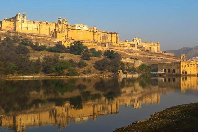 Private Jaipur Pink City Tour by Car & Driver with a Tour Guide - Jal Mahal is a quick stop by the water