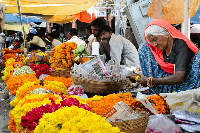 Private Jaipur Shopping Tour - Handicrafts, Textiles & Jewelry - Two hours among the jewelry shops of Johri Bazaar