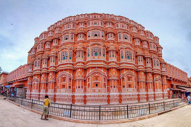 Private Jaipur sightseeing Tour by Car - All Inclusive - A practical way to see Jaipur in one long day
