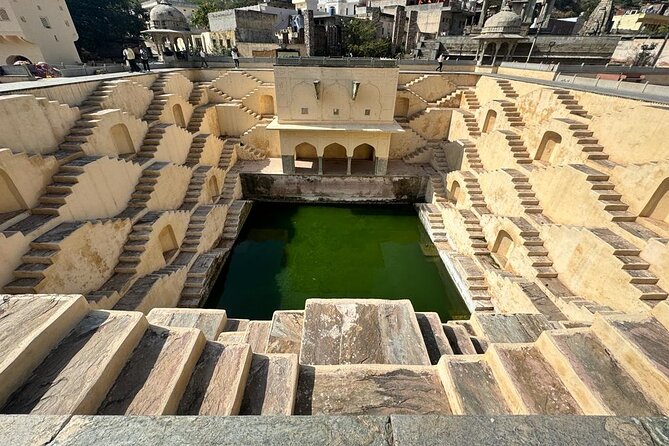 Private Jaipur Tour with Guide & All Entry Tickets - City Palace, the former royal residence