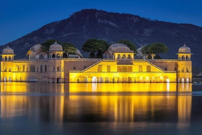 Private Overnight Jaipur City Tour from Delhi - Should you book it?