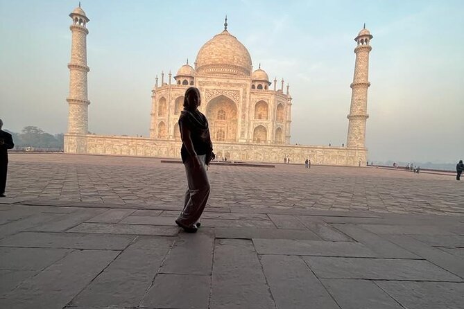Private Skip The Line Taj Mahal Sunrise Tour - Ticket & Guide - Mehtab Bagh gives you a river view