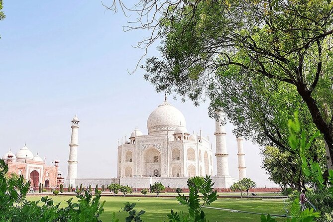 Private Sunrise Taj Mahal Tour with Agra Fort & Baby Taj - Lunch can be useful, but check the selected option