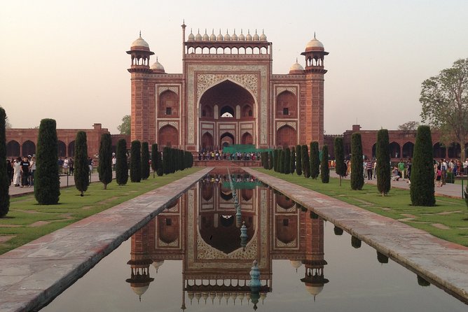 Private Taj Mahal Sunrise and Agra Fort Skip the Line Tour - Private car, group size, and comfort