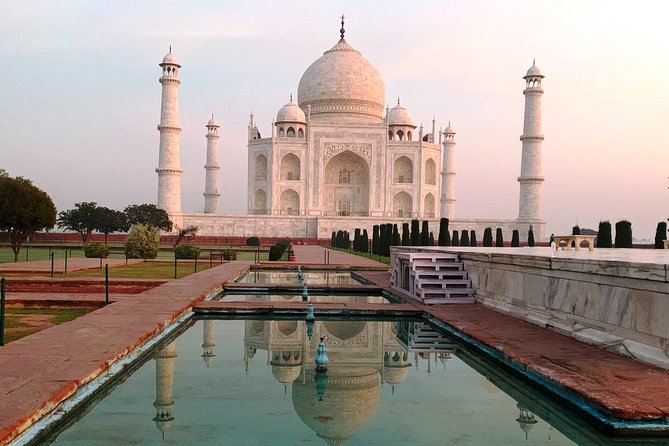 Private Taj Mahal Sunrise and Agra Fort Skip the Line Tour - Seeing the Taj Mahal in the morning light
