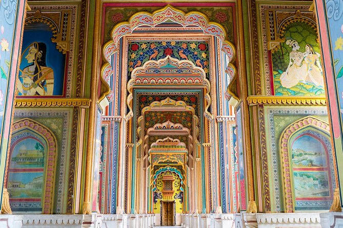 Private Tour of Jaipur's Most Instagrammable & Photogenic Spots - Jal Mahal: A Short Stop by the Water
