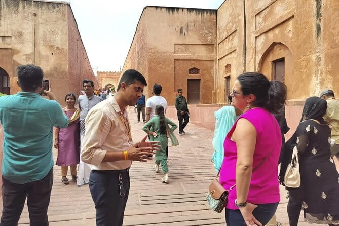 Private Tour of Taj Mahal, Agra Fort & Baby Taj with Agra Pick-up - Agra Fort and the Mughal power behind the romance