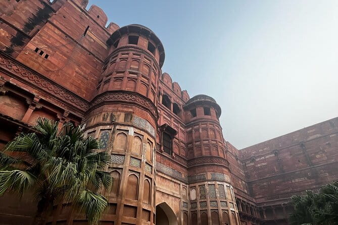 Private Transfer Agra to Delhi - Door-to-door service from Agra hotels and Airbnbs