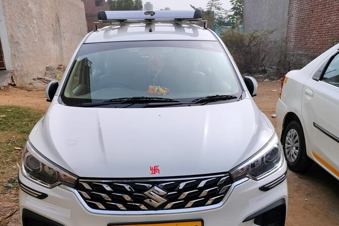 Private Transfer From Agra to Delhi By Car - A quiet private ride for one to ten people