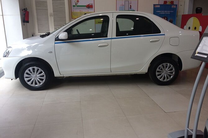 Private Transfer From Jaipur to New Delhi - Picking the right vehicle for your party