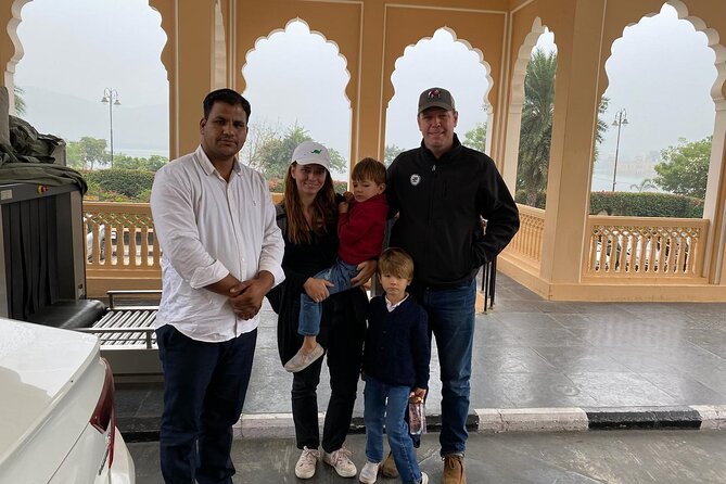 Private Transfer Jaipur To Delhi private airconditioned vehicle - What the car ride feels like