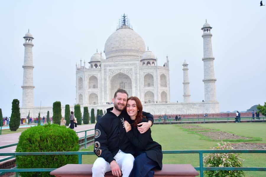 Same Day Agra/Taj Mahal Tour from Delhi – All Inclusive - Key Points at a Glance