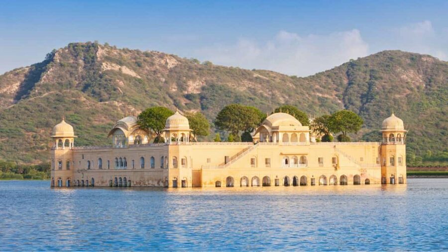 Same Day Jaipur Tour from Delhi by Car or Train - Jaigarh Fort and Jaipur’s military side