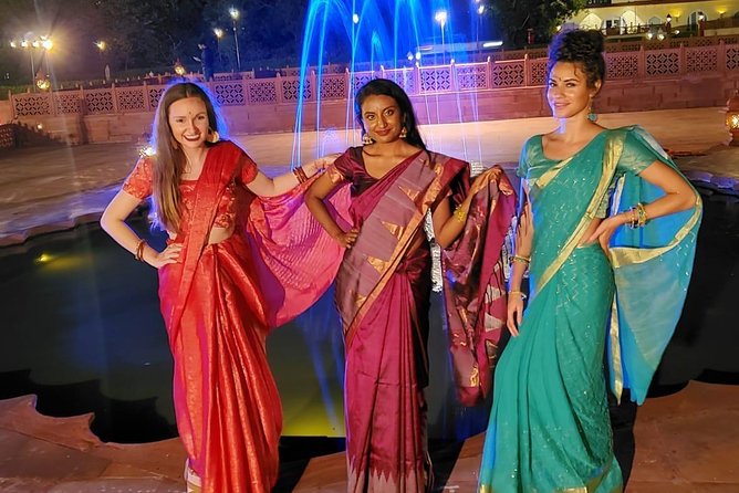 Saree Draping - Timeless elegance of traditional Indian Saree - What this Jaipur saree lesson actually offers
